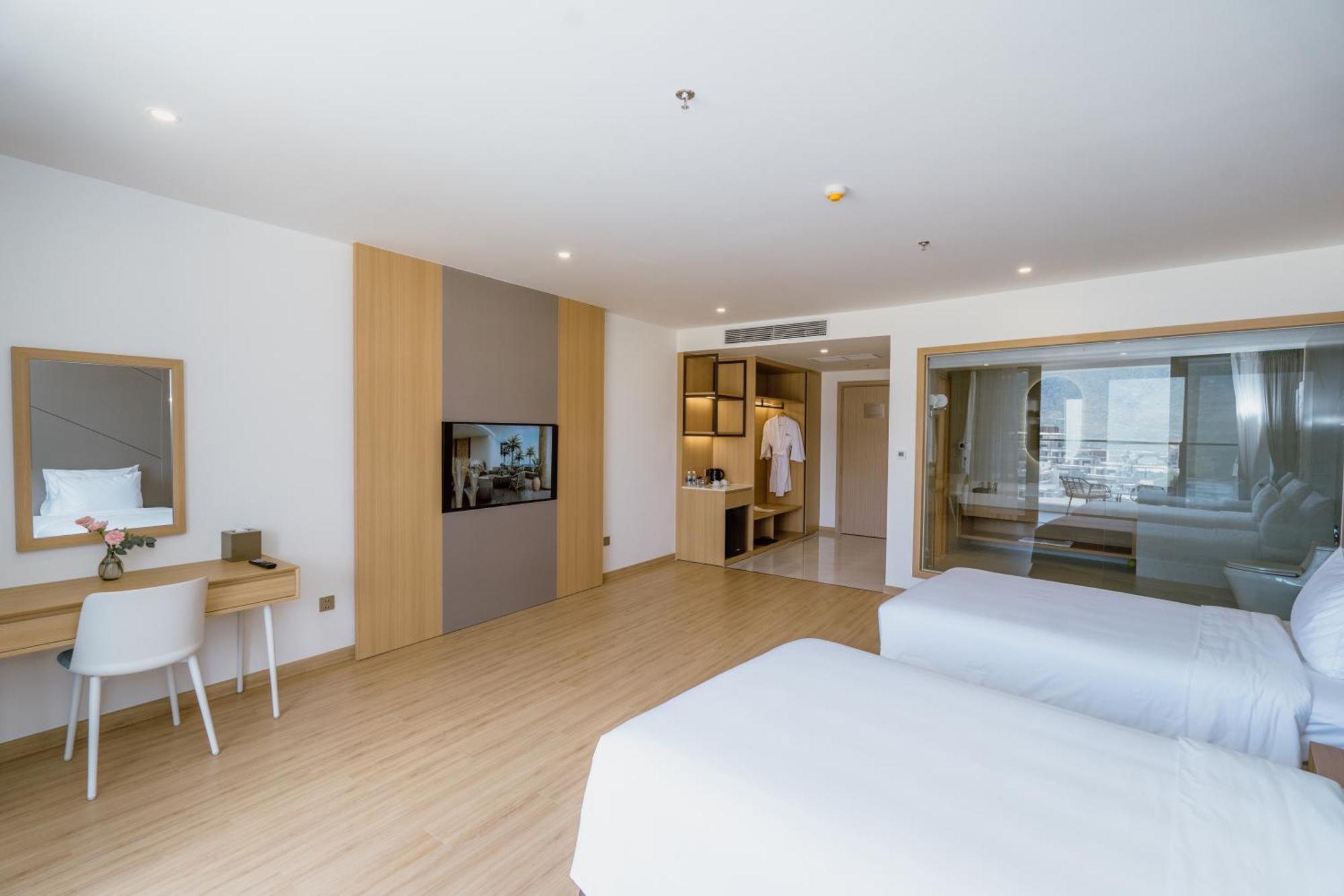 Aquamarine Beachfront Resort & Spa Cam Ranh Dış mekan fotoğraf