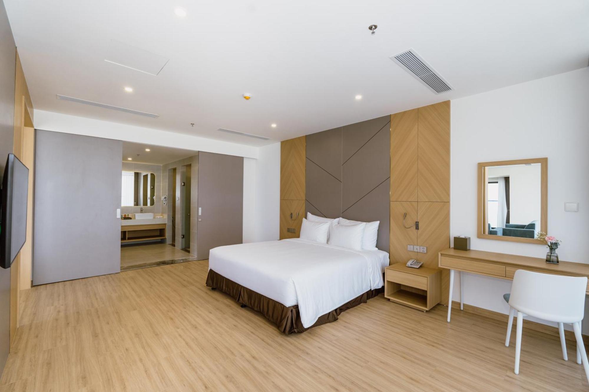 Aquamarine Beachfront Resort & Spa Cam Ranh Dış mekan fotoğraf