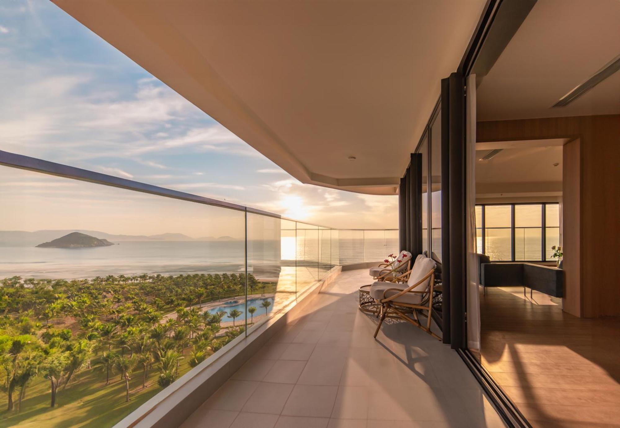 Aquamarine Beachfront Resort & Spa Cam Ranh Dış mekan fotoğraf