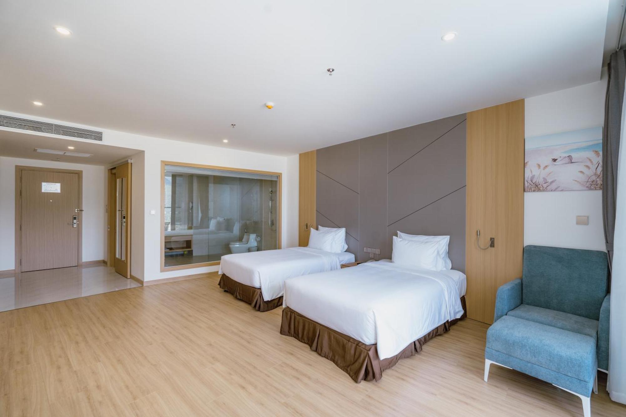 Aquamarine Beachfront Resort & Spa Cam Ranh Dış mekan fotoğraf